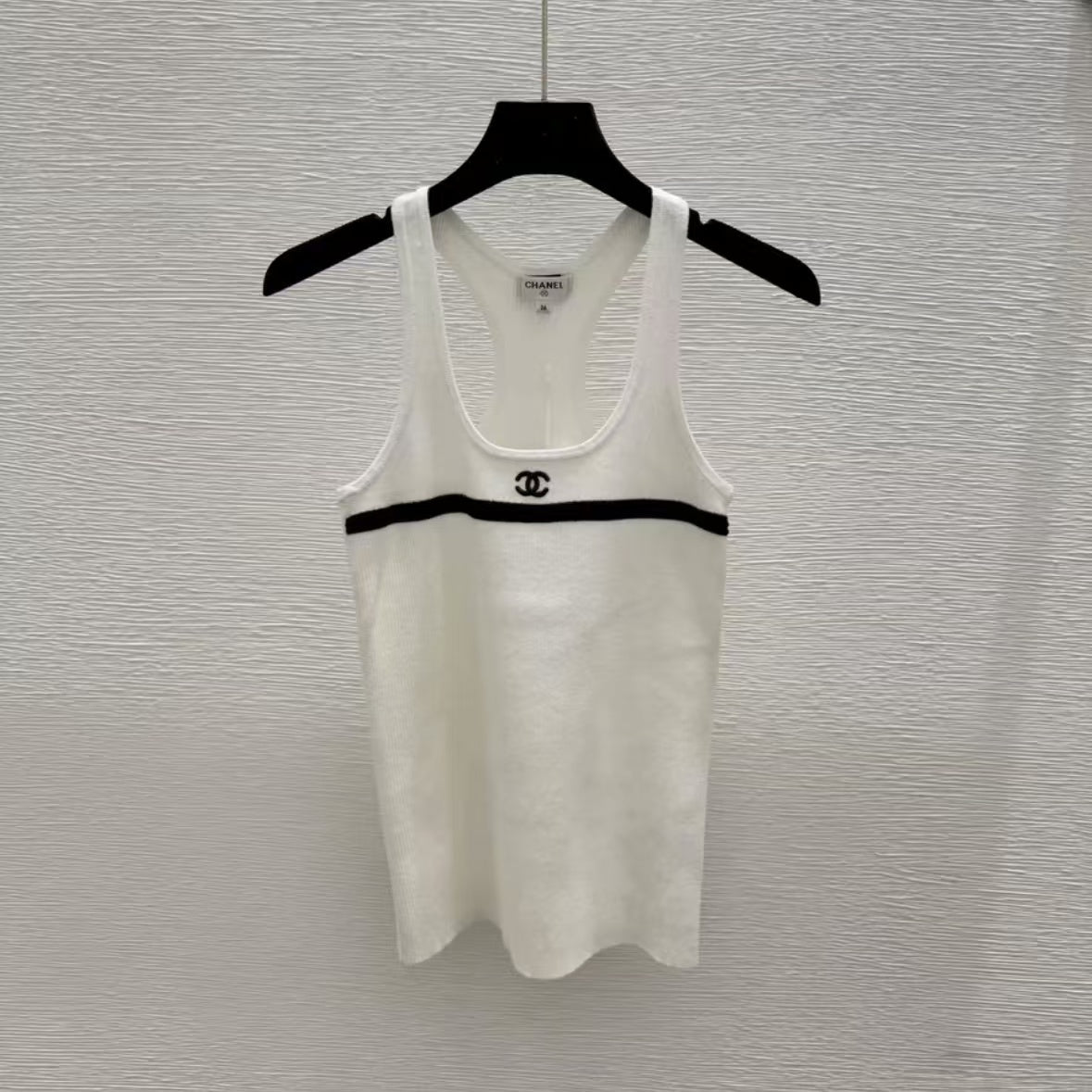 Classic Minimalist U-Neck Knit Vest
