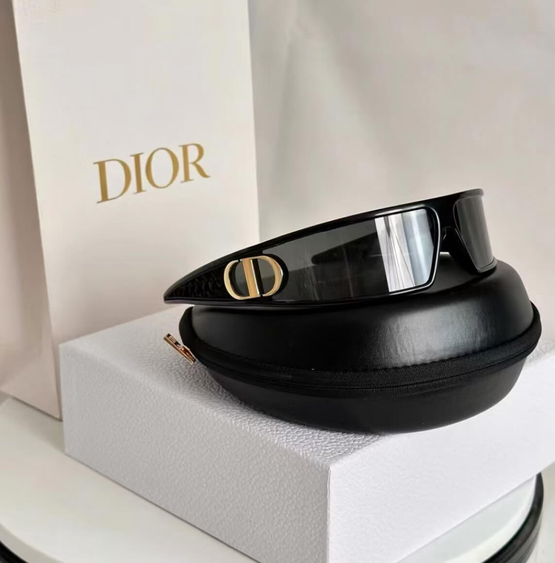 Runway Style Modern Headband Sunglasses