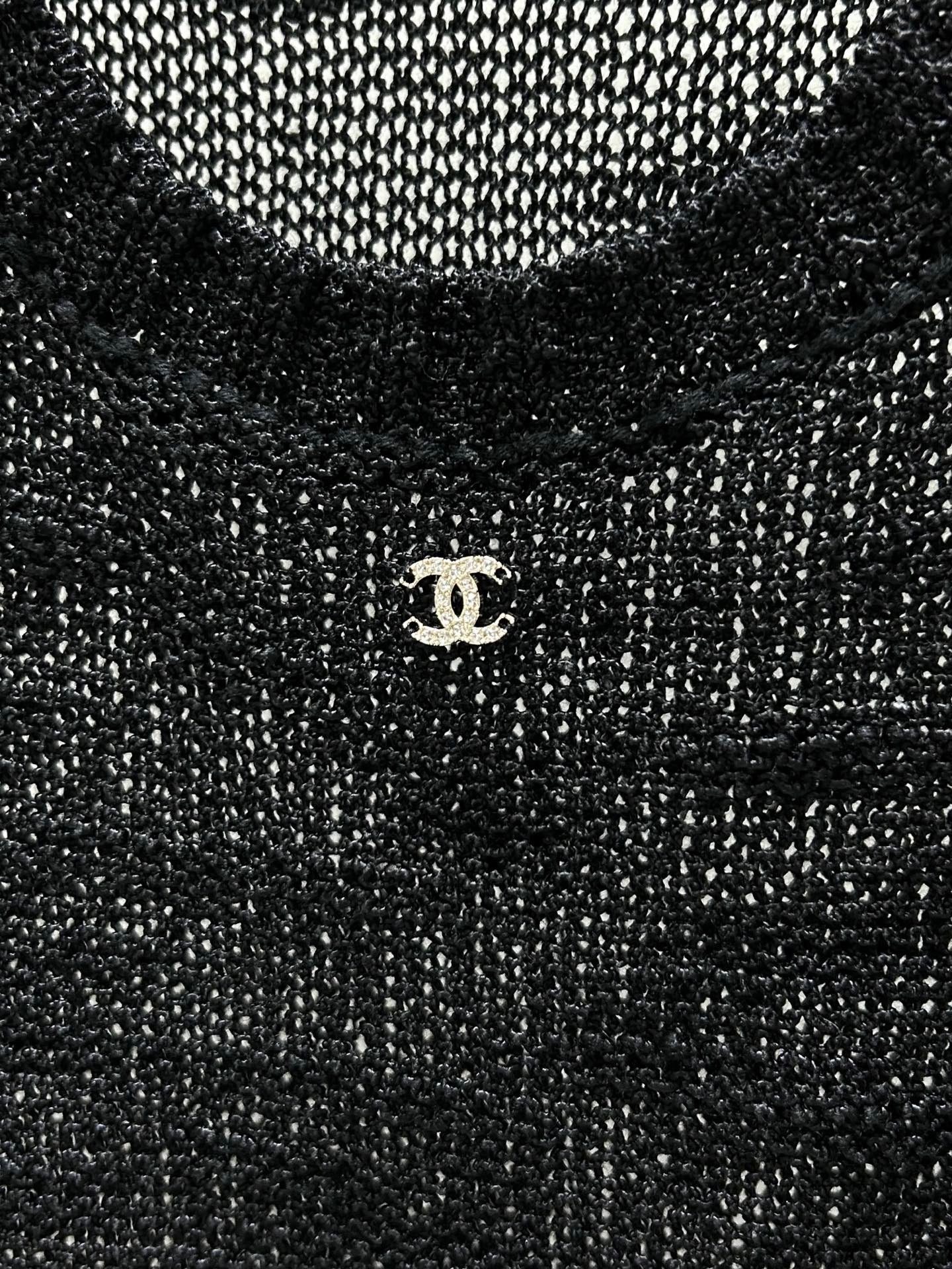 Breathable Open-Weave Knit Vest