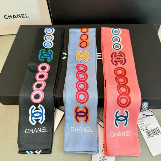 Vibrant Multitone Fashion Tie
